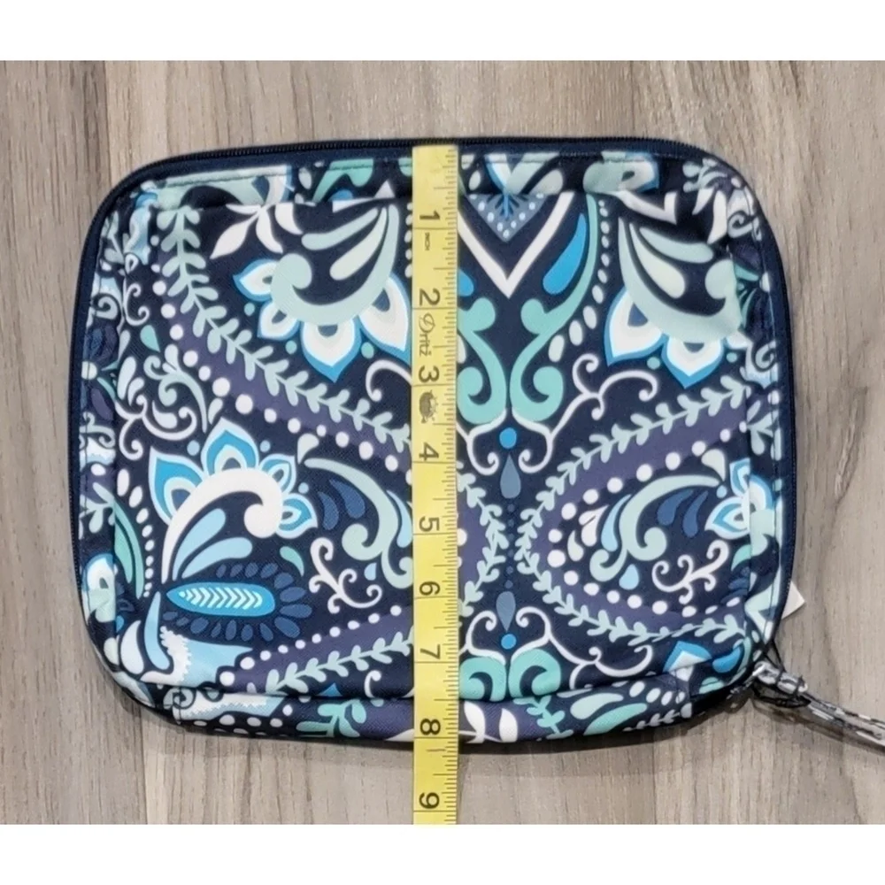 NWT Vera Bradley Wipes Pouch